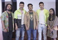 Ravi Mishra crowned as the winner of Smule Mirchi Cover Star Season 2