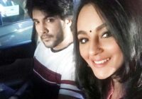 सीरत कपूर फिल्म “मां विधा गढ़ा विनुमा” के पोस्ट प्रोडक्शन का काम लगभग पूरा होने को लेकर काफी उत्साहित नज़र आई। सीरत कपूर फिल्म “मां विधा गढ़ा विनुमा” के पोस्ट प्रोडक्शन का काम लगभग पूरा होने को लेकर काफी उत्साहित नज़र आई।