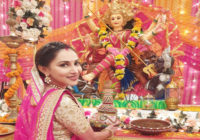 सेट पर मौजूद लोगों ने मुझे बताना शुरू कर दिया है कि मेरा मेकअप रूम उन्हें ‘मंदिर वाला ’ अनुभव देता है – रिशिना कंधारी