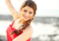 उर्वशी रौतेला के म्यूज़िक वीडियो “वो चाँद काहे से लाओगे ” का फर्स्ट लुक हुआ आउट उर्वशी रौतेला के म्यूज़िक वीडियो “वो चाँद काहे से लाओगे ” का फर्स्ट लुक हुआ आउट