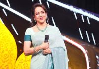 बसंती का किरदार मेरे सबसे कठिन रोल्स में से एक था”- इंडियन आइडल 12 में हेमा मालिनी ने किया खुलासा बसंती का किरदार मेरे सबसे कठिन रोल्स में से एक था”- इंडियन आइडल 12 में हेमा मालिनी ने किया खुलासा