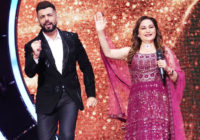 इंडियन आइडल सीजन 12 के सेट पर जया प्रदा ने अमिताभ बच्चन के बारे में किया एक दिलचस्प खुलासा! इंडियन आइडल सीजन 12 के सेट पर जया प्रदा ने अमिताभ बच्चन के बारे में किया एक दिलचस्प खुलासा!