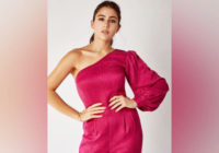 सारा अली खान ने कोविड रिलीफ़ के लिए सोनू सूद की चैरिटी फाउंडेशन में दिया अपना योगदान; सोनू सूद ने अभिनेत्री को कहा धन्यवाद! सारा अली खान ने कोविड रिलीफ़ के लिए सोनू सूद की चैरिटी फाउंडेशन में दिया अपना योगदान; सोनू सूद ने अभिनेत्री को कहा धन्यवाद!