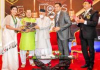 एक्टर और सोशल मीडिया स्टार, खूबसूरत देबिना बनर्जी को 27वें सोल लॉयंस गोल्ड अवॉर्ड 2021 में नवाज़ा गया ‘सोशल मीडिया इन्फ्लुएंसर’ अवॉर्ड से एक्टर और सोशल मीडिया स्टार, खूबसूरत देबिना बनर्जी को 27वें सोल लॉयंस गोल्ड अवॉर्ड 2021 में नवाज़ा गया ‘सोशल मीडिया इन्फ्लुएंसर’ अवॉर्ड से