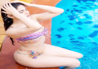 Renu kaushal’s sizzling bikni pictures breaking the internet