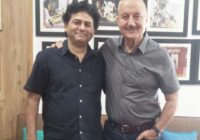 अभिनेता अनुपम खेर रोहित शर्मा के लिए कहते है – द कश्मीर फाइल्स का इवोकेटिव बैकग्राउंड स्कोर, जिसे रोहित शर्मा ने कंपोज किया है, फिल्म खत्म होने के बाद भी संगीत हमारे जेहन में गूंजता है| अभिनेता अनुपम खेर रोहित शर्मा के लिए कहते है – द कश्मीर फाइल्स का इवोकेटिव बैकग्राउंड स्कोर, जिसे रोहित शर्मा ने कंपोज किया है, फिल्म खत्म होने के बाद भी संगीत हमारे जेहन में गूंजता है|