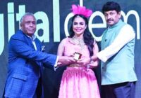 Nikita Rawal received an Award from Lok Sabha Member Manoj Tiwari Nikita Rawal received an Award from Lok Sabha Member Manoj Tiwari