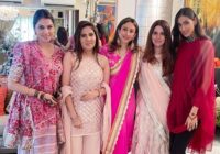 ईशा कोप्पिकर नारंग ने करवा चौथ को लेकर अपनी भावनाओं को शेयर की ईशा कोप्पिकर नारंग ने करवा चौथ को लेकर अपनी भावनाओं को शेयर की