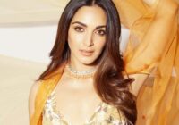 कियारा अडवाणी ने केबीसी में की खास उपस्थिति कियारा अडवाणी ने केबीसी में की खास उपस्थिति