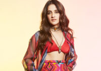 Jasleen Royal’s Latest Single, ‘Heeriye,’ Soars to Global No.1 on YouTube Jasleen Royal’s Latest Single, ‘Heeriye,’ Soars to Global No.1 on YouTube