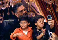 ‘Dance Deewane’ judge, Suniel Shetty video calls Sanjay Dutt floored by Yuvraj and Yuvansh’s performance on ‘Munnabhai MBBS’