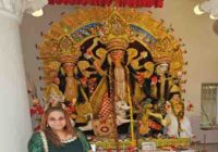 Producer Chitra Vakil Sharma makes her first trip to Kolkata on Durga Puja, calls it colorful and vibrant