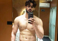 Arbaz Patel aka the only actor with 6 feet 4 inches height undergoes incredible fitness transformation with weight training, gears up for his upcoming project as lead! Arbaz Patel aka the only actor with 6 feet 4 inches height undergoes incredible fitness transformation with weight training, gears up for his upcoming project as lead!