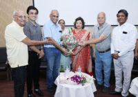 शासकीय दंत चिकित्सा महाविद्यालय की पूर्व प्राचार्य डॉ. संध्या जैन का भव्य विदाई समारोह संपन्न