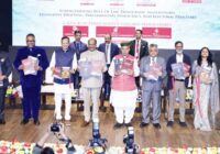 लोकसभा अध्यक्ष और कानून मंत्री ने JGU में चुनावी विश्लेषण एवं प्रबंधन, पॉलिटिकल कम्युनिकेशन और लेजिस्लेटिव ड्राफ्टिंग पर तीन नए मास्टर्स डिग्री कार्यक्रमों की शुरुआत की