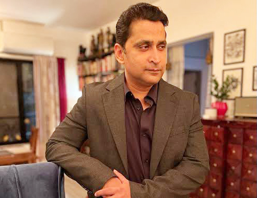 “अर्थव्यवस्था पर भी बन सकती है दमदार फिल्म” – ‘गवर्नर’ को लेकर बोले निर्देशक चिन्मय मांडलेकर