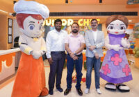 भारत का पहला ‘छोटा भीम कैफ़े’ हैदराबाद में शुरू; बच्चों के लिए ऐसा वेलनेस डेस्टिनेशन जहाँ पौष्टिक भोजन, खेल और कल्पनाशील अनुभव एक साथ मिलते हैं भारत का पहला ‘छोटा भीम कैफ़े’ हैदराबाद में शुरू; बच्चों के लिए ऐसा वेलनेस डेस्टिनेशन जहाँ पौष्टिक भोजन, खेल और कल्पनाशील अनुभव एक साथ मिलते हैं