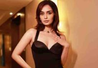 Manushi Chhillar to Ananya Panday: Bollywood Divas Acing the Black Outfit Trends Manushi Chhillar to Ananya Panday: Bollywood Divas Acing the Black Outfit Trends