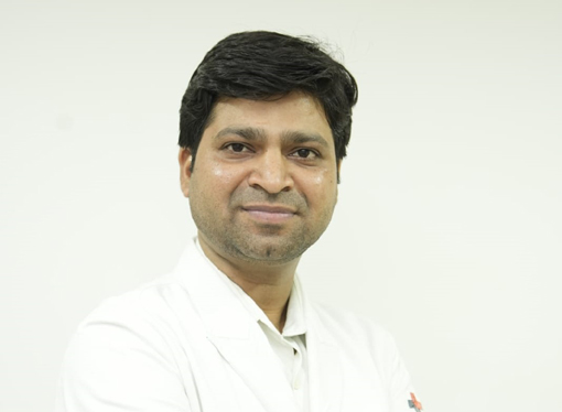 विश्व प्लास्टिक सर्जरी दिवस: कॉस्मेटिक सर्जरी को लेकर जागरूक रहने की जरूरत