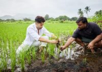 Varun Dhawan Shares Pictures While Farming in His Newly Purchased Plot Varun Dhawan Shares Pictures While Farming in His Newly Purchased Plot